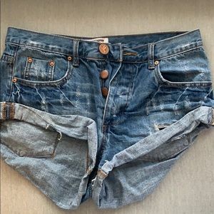 One teaspoon size 25 shorts!